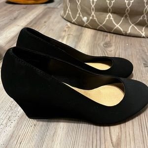 Solans black heels